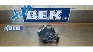 Gebruikte Gasklephuis Volkswagen Golf VII (AUA) 1.6 TDI 16V Prijs € 25,00 Margeregeling aangeboden door Auto Bek