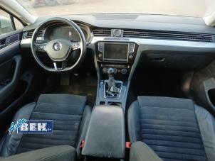 Gebruikte Airbag set + dashboard Volkswagen Passat Variant (3G5) 1.4 TSI 16V Prijs € 900,00 Margeregeling aangeboden door Auto Bek