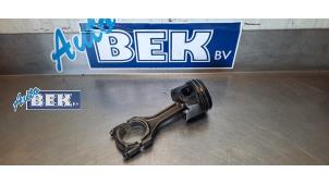 Gebruikte Zuiger Opel Meriva 1.6 CDTI 16V Prijs € 50,00 Margeregeling aangeboden door Auto Bek