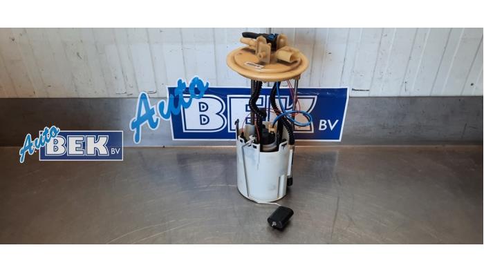 Gebruikte Tank element Pomp Mercedes Sprinter 3,5t (906.63) 515 CDI 16V Prijs € 29,95 Margeregeling aangeboden door Auto Bek