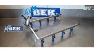 Gebruikte Injector brug Porsche Cayenne (9PA) 4.5 S V8 32V Prijs € 200,00 Margeregeling aangeboden door Auto Bek