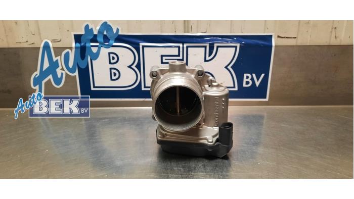 Gebruikte Gasklephuis Volkswagen Passat (362) 1.8 TSI 16V Prijs € 45,00 Margeregeling aangeboden door Auto Bek