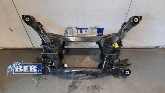 Subframe van een Jaguar E-Pace 2.0 D 150 16V AWD 2021