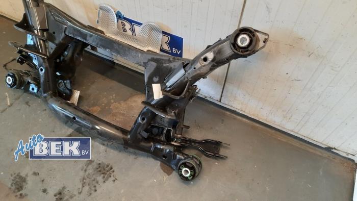 Subframe van een Jaguar E-Pace 2.0 D 150 16V AWD 2021