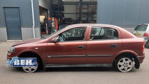 Gebruikte Portier 4Deurs links-voor Opel Astra G (F08/48) 1.8 16V Prijs op aanvraag aangeboden door Auto Bek