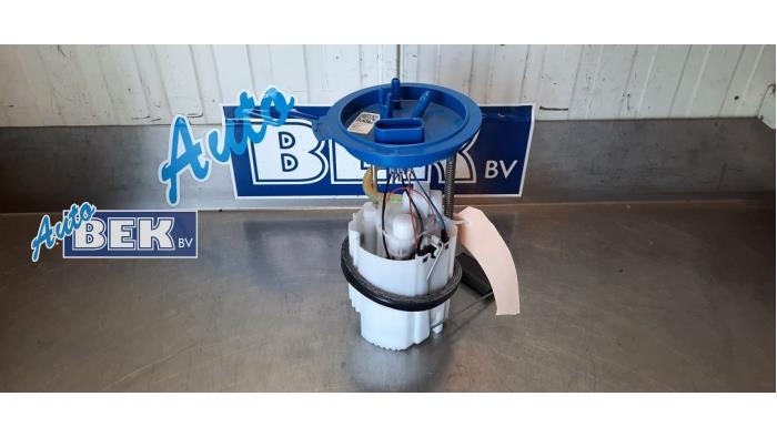 Gebruikte Tank element Pomp Volkswagen Up! (121) 1.0 TSI 12V GTI Prijs € 49,95 Margeregeling aangeboden door Auto Bek