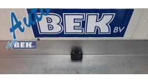 Gebruikte Sensor regen Volkswagen Golf VI (5K1) 2.0 GTI 16V Prijs € 25,00 Margeregeling aangeboden door Auto Bek