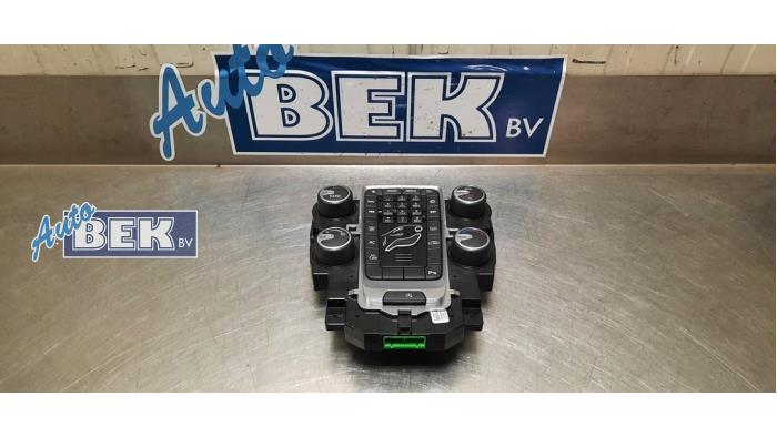 Gebruikte Bediening boordcomputer Volvo V40 (MV) 2.0 D2 16V Prijs € 125,00 Margeregeling aangeboden door Auto Bek