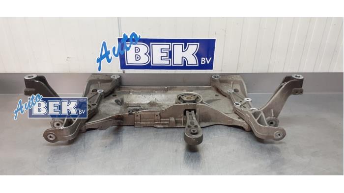 Gebruikte Subframe Volkswagen Golf VI (5K1) 2.0 GTI 16V Prijs € 75,00 Margeregeling aangeboden door Auto Bek