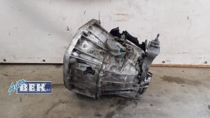 Gebruikte Versnellingsbak Renault Laguna III Estate (KT) 2.0 dCi 16V 130 Prijs € 275,00 Margeregeling aangeboden door Auto Bek