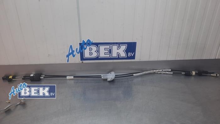 Gebruikte Schakelkabel Versnellingsbak Volvo V90 II (PW) 2.0 D3 16V Prijs € 80,00 Margeregeling aangeboden door Auto Bek