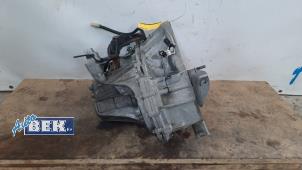 Gebruikte Versnellingsbak Renault Scénic III (JZ) 1.5 dCi 110 Prijs € 299,99 Margeregeling aangeboden door Auto Bek