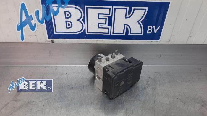 Gebruikte ABS Pomp Renault Scénic III (JZ) 1.5 dCi 110 Prijs € 189,00 Margeregeling aangeboden door Auto Bek