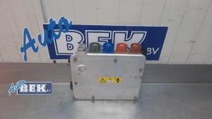 Gebruikte Spanning Stabilisator Tesla Model S 70 Prijs € 199,95 Margeregeling aangeboden door Auto Bek