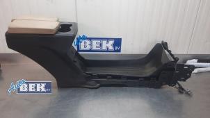 Gebruikte Middenconsoles Tesla Model S 70 Prijs € 174,99 Margeregeling aangeboden door Auto Bek