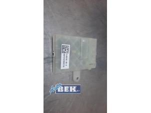 Gebruikte Module (diversen) Tesla Model S 70 Prijs € 300,00 Margeregeling aangeboden door Auto Bek