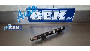 Gebruikte Injector brug Peugeot 208 I (CA/CC/CK/CL) 1.6 e-HDi FAP Prijs € 40,00 Margeregeling aangeboden door Auto Bek