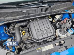 Gebruikte Versnellingsbak Volkswagen Up! (121) 1.0 12V 60 Prijs € 400,00 Margeregeling aangeboden door Auto Bek