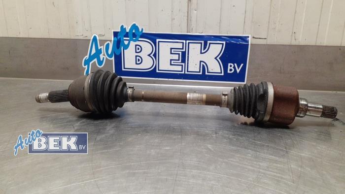 Gebruikte Steekas links-achter Ford Fiesta 6 (JA8) 1.0 EcoBoost 12V 125 Prijs € 39,99 Margeregeling aangeboden door Auto Bek