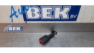 Gebruikte Veiligheidsgordel Insteek rechts-achter BMW X3 (F25) xDrive20d 16V Prijs op aanvraag aangeboden door Auto Bek