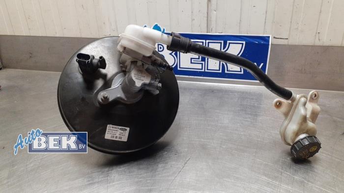 Gebruikte Rembooster Ford Fiesta 6 (JA8) 1.0 EcoBoost 12V 125 Prijs € 18,50 Margeregeling aangeboden door Auto Bek