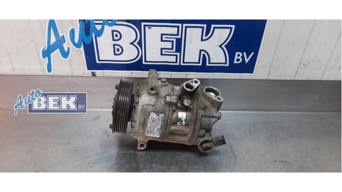 Gebruikte Aircopomp Volkswagen Golf V (1K1) 2.0 TDI 16V Prijs € 29,95 Margeregeling aangeboden door Auto Bek