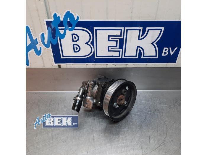 Gebruikte Pomp Servo Audi A4 (B8) 2.0 TDI 16V Prijs € 70,00 Margeregeling aangeboden door Auto Bek