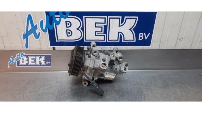 Gebruikte Pomp Airco Opel Vivaro 2.0 CDTI 122 Prijs € 250,00 Margeregeling aangeboden door Auto Bek