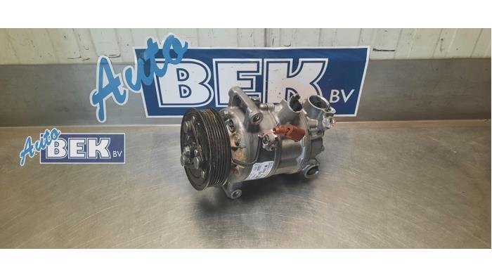 Gebruikte Aircopomp Volkswagen Golf VIII (CD1) 1.0 TSI 12V Prijs € 75,00 Margeregeling aangeboden door Auto Bek