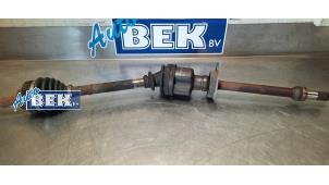 Gebruikte Homokineetas rechts-voor Ford Mondeo II 2.0i 16V E2/96 EEC Prijs € 39,99 Margeregeling aangeboden door Auto Bek