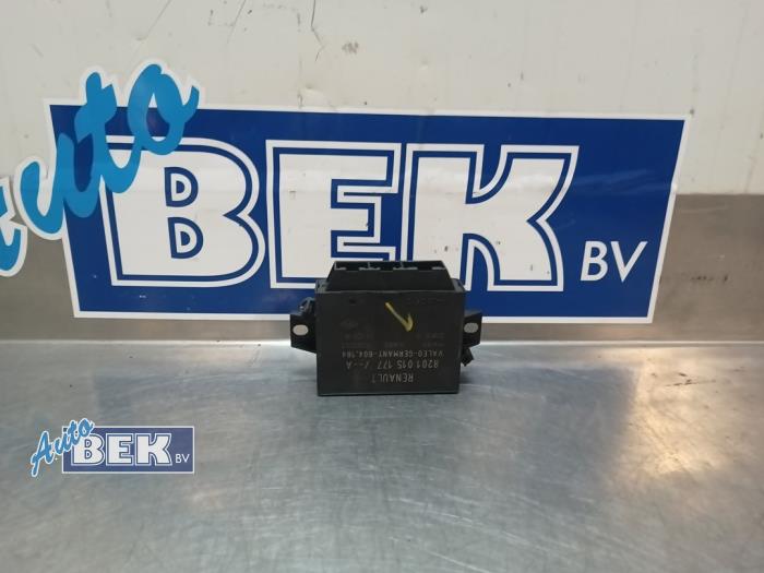 Gebruikte Computer Diversen Opel Movano 2.3 CDTi 16V FWD Prijs € 40,00 Margeregeling aangeboden door Auto Bek