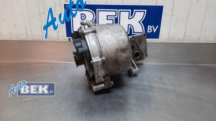 Gebruikte Dynamo BMW 7 serie (E65/E66/E67) 735i,Li 3.6 V8 32V Prijs € 200,00 Margeregeling aangeboden door Auto Bek