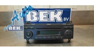 Gebruikte Radio CD Speler Mercedes Sprinter Prijs € 40,00 Margeregeling aangeboden door Auto Bek