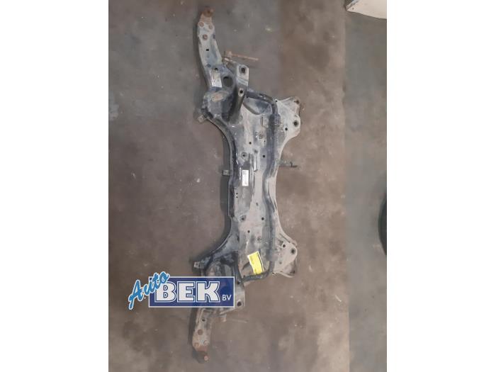 Gebruikte Subframe Kia Cee'd Sportswagon (JDC5) 1.6 CRDi 16V VGT Prijs € 149,99 Margeregeling aangeboden door Auto Bek