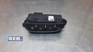 Gebruikte Mistlamp Schakelaar Alfa Romeo Giulietta (940) 1.6 JTDm 16V Prijs € 65,00 Margeregeling aangeboden door Auto Bek