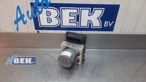 Gebruikte ABS Pomp Kia Cee'd (JDB5) 1.6 GT 16V Prijs € 100,00 Margeregeling aangeboden door Auto Bek