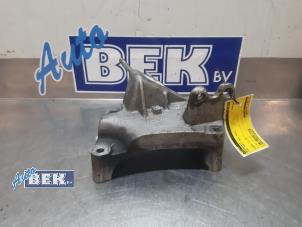 Gebruikte Motorsteun Fiat Doblo Cargo (263) 1.3 D Multijet Prijs € 35,00 Margeregeling aangeboden door Auto Bek