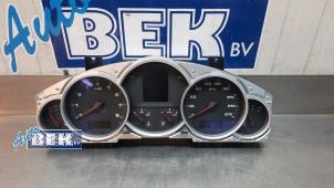 Gebruikte Instrumentenpaneel Porsche Cayenne (9PA) 4.5 S V8 32V Prijs € 200,00 Margeregeling aangeboden door Auto Bek
