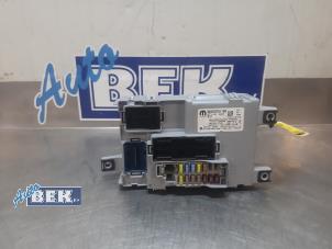 Gebruikte Zekeringkast Fiat Doblo Cargo (263) 1.3 D Multijet Prijs op aanvraag aangeboden door Auto Bek