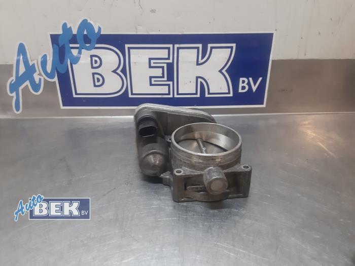 Gebruikte Gasklephuis BMW X5 (E53) 4.6 iS V8 32V Prijs € 120,00 Margeregeling aangeboden door Auto Bek