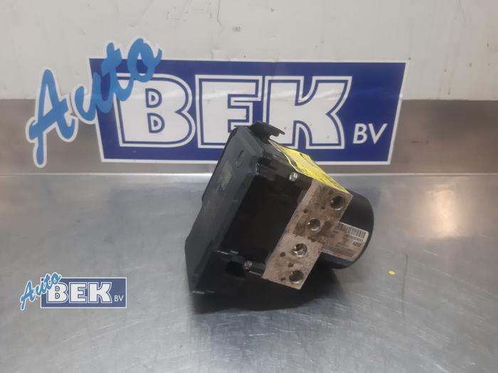 Gebruikte ABS Pomp Fiat Doblo Cargo (263) 1.3 D Multijet Prijs € 189,95 Margeregeling aangeboden door Auto Bek