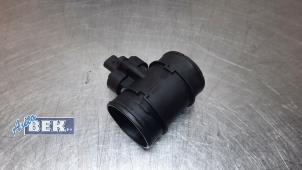 Gebruikte Luchtmassameter Opel Corsa E 1.4 16V Prijs € 20,00 Margeregeling aangeboden door Auto Bek