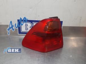 Gebruikte Achterlicht links BMW 3 serie Touring (E91) 330Xd 24V Prijs € 25,00 Margeregeling aangeboden door Auto Bek