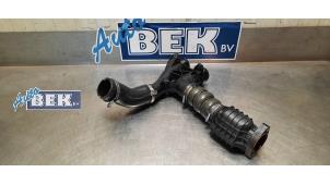 Gebruikte Intercooler Buis Citroen DS4 (NX) 1.6 e-Hdi 16V 110 Prijs € 39,95 Margeregeling aangeboden door Auto Bek