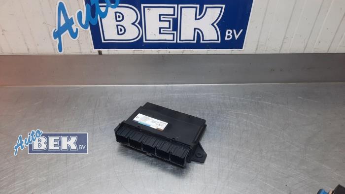 Computer Body Control van een Volvo V60 I (FW/GW) 2.0 D4 16V 2017