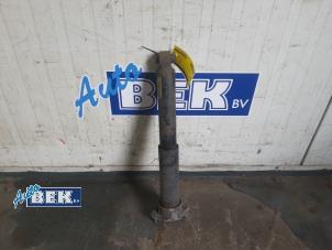 Gebruikte Schokdemper rechts-achter Mercedes E Estate (S212) E-220 CDI 16V BlueEfficiency Prijs € 29,95 Margeregeling aangeboden door Auto Bek