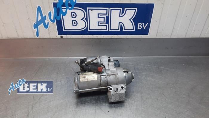Gebruikte Startmotor BMW 7 serie (G11/12) 740i,Li 24V Prijs € 64,00 Margeregeling aangeboden door Auto Bek