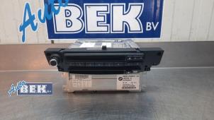 Gebruikte DVD Speler BMW 5 serie (E60) 525i 24V Prijs op aanvraag aangeboden door Auto Bek