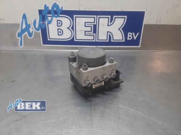 Gebruikte ABS Pomp Fiat Grande Punto (199) 1.4 16V Prijs € 49,99 Margeregeling aangeboden door Auto Bek