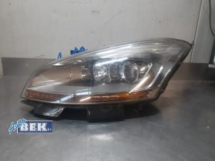 Gebruikte Linker Koplamp Citroen C4 Grand Picasso (UA) 2.0 HDiF 16V 135 Prijs € 149,99 Margeregeling aangeboden door Auto Bek